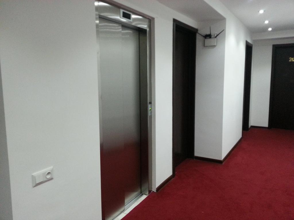 Hotel Grand Palace Tbilisi Luaran gambar