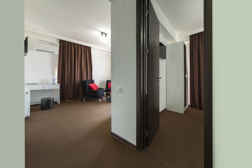 Hotel Grand Palace Tbilisi Luaran gambar
