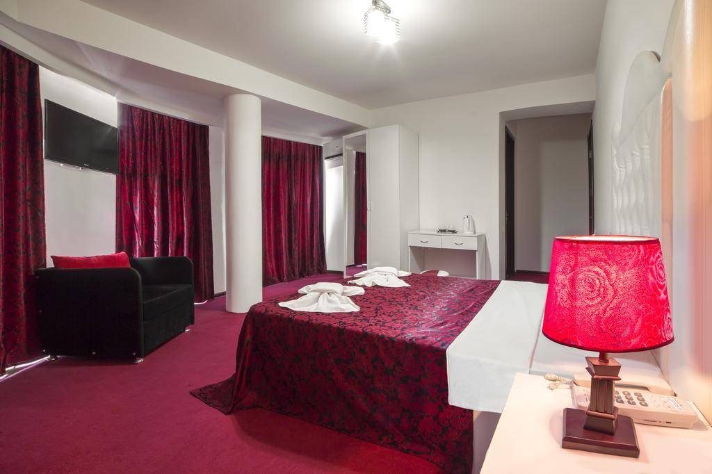 Hotel Grand Palace Tbilisi Luaran gambar